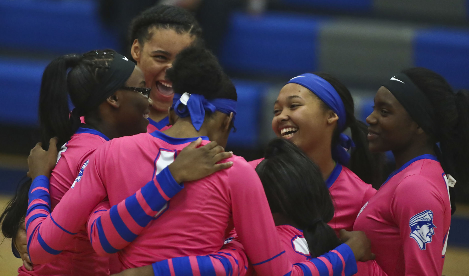 MacArthur volleyball